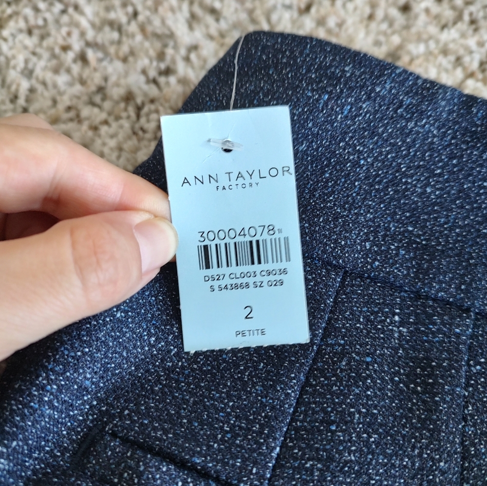 Ann Taylor Signature trouser pants. Seasonless 👖 - Picture 3 of 7